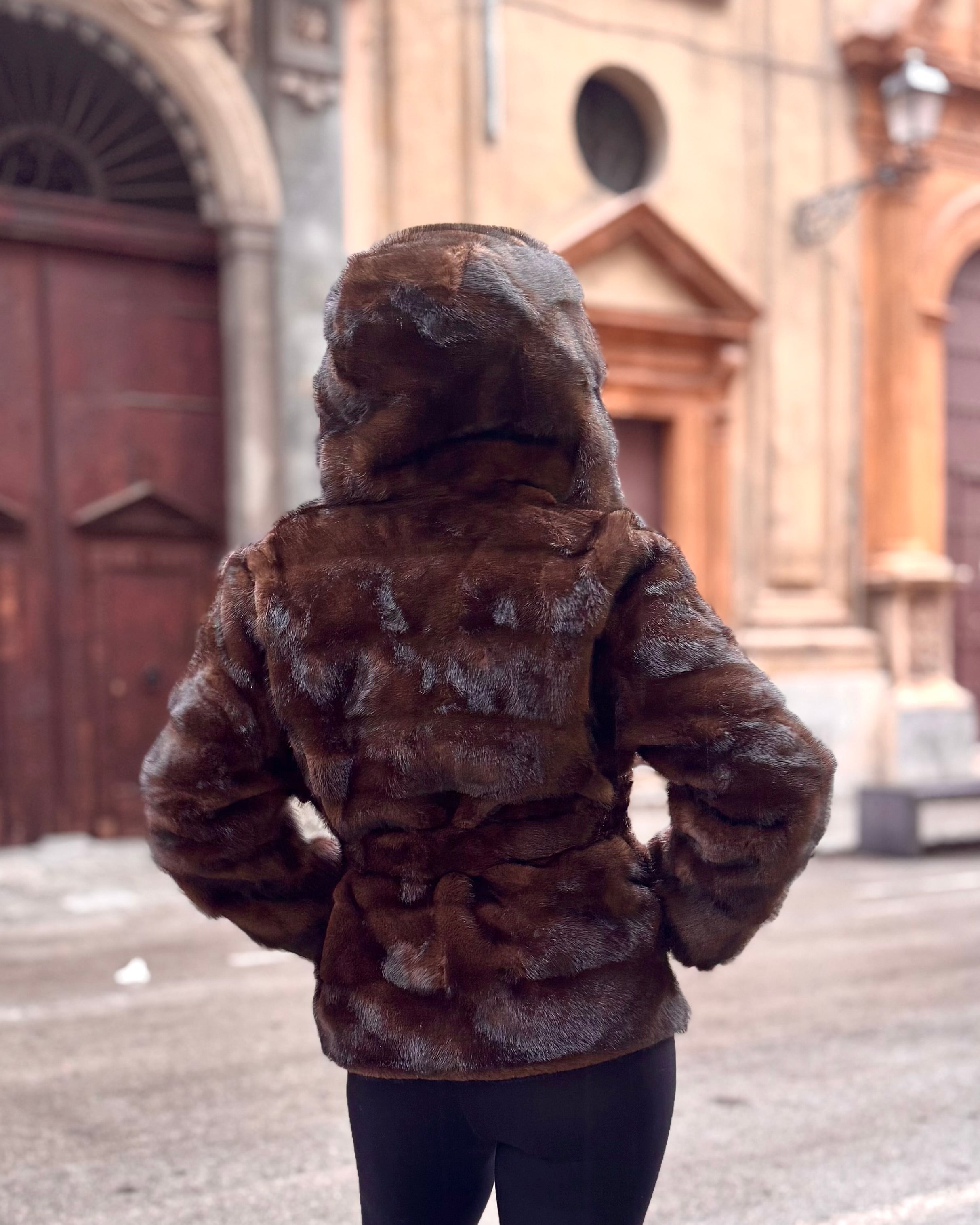 Pelliccia fake visone